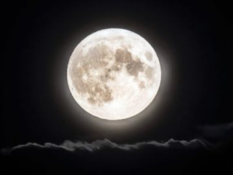 India to Witness Last Supermoon of 2025 Tonight: Here’s Why You Shouldn’t Miss It
