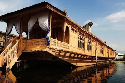 Delhi to Build Wooden Houseboat-Style Convention Centre at Baansera on Yamuna Floodplain