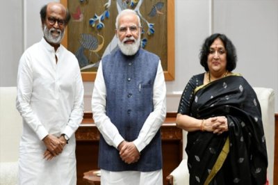 सुपरस्टार रजनीकांत शुक्रवार को अपना 75वां जन्मदिन सेलिब्रेट कर रहे हैं पीएम मोदी ने दी जन्मदिन की बधाई