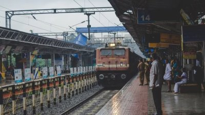 Indian Railways to Raise Long-Distance Train Fares from December 26, Daily Commuters to Get Relief