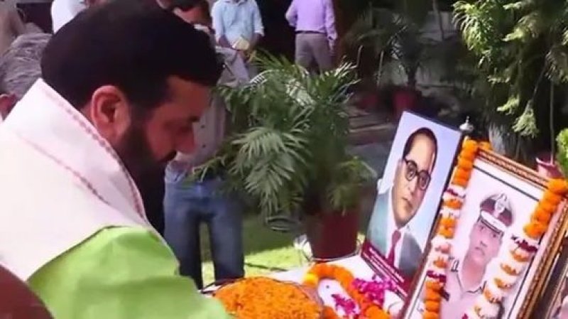 Haryana CM Condoles Death of IPS Officer Y Puran Kumar, Promises Justice