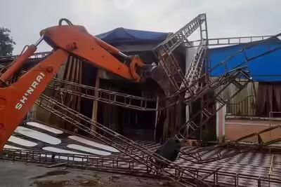 Administration Undertakes Demolition Drive at Chandigarh Club, Targets Unauthorised Structures