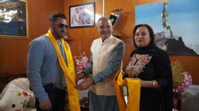 Salman Khan Meets Lt. Governor of Ladakh Amid Shoot of Battle of Galwan