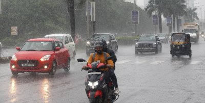 Heavy Rains Batter Maharashtra: Red and Orange Alerts Issued in Several Districts Till September 30