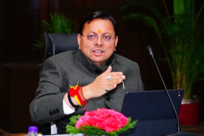 6 माह में दिखे जमीनी प्रगति, गंगा-शारदा कॉरिडोर कार्यों में तेजी लाएं अधिकारी : धामी