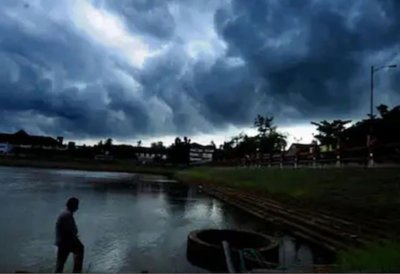 यूपी:अगले 48 घंटे भारी! लखनऊ समेत कई जिलों में मौसम विभाग ने आंधी-बारिश का  जारी किया अलर्ट