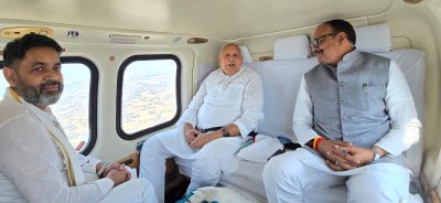 यूपी न्यूज़ : सीएम योगी के निर्देश पर उप मुख्यमंत्री व कृषि मंत्री ने किया हवाई सर्वे