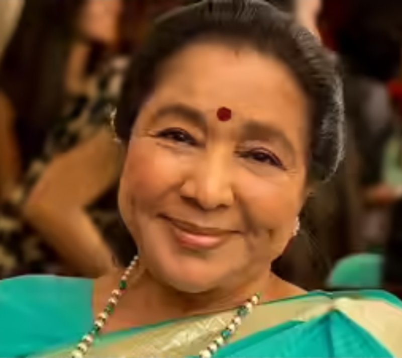 Asha Bhosle: मशहूर सिंगर आशा भोसले की तबीयत बिगड़ी, ब्रीच कैंडी अस्पताल में भर्ती