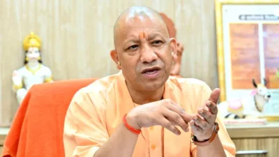 योगी सरकार का श्रमिकों को बड़ा तोहफा: दोगुना ओवरटाइम तय, समय पर वेतन और सुरक्षा की मिली गारंटी