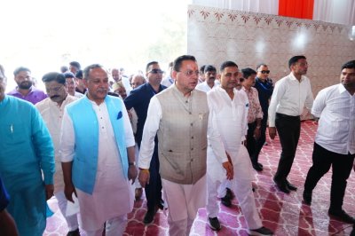 पीएम मोदी के दौरे से पहले धामी ने परखी तैयारियां, जसवंत ग्राउंड का किया निरीक्षण