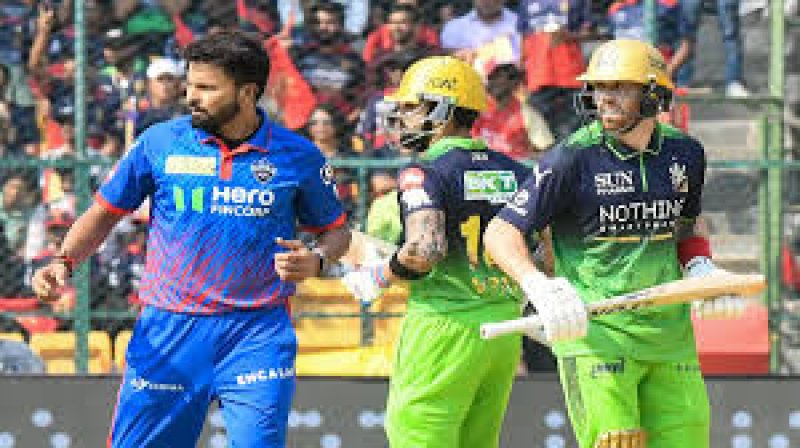 IPL 2026: RCB मैच में हरी जर्सी पहनकर उतरी मैदान में