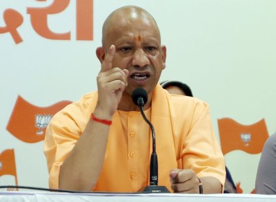 द्रौपदी के चीरहरण जैसे दृश्य की याद दिलाता है विपक्ष का आचरण: सीएम योगी