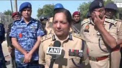 Noida Voilence: नोएडा हिंसा पर CP लक्ष्मी सिंह ने लिया बड़ा एक्शन, DCP शैव्या गोयल और ACP हटे