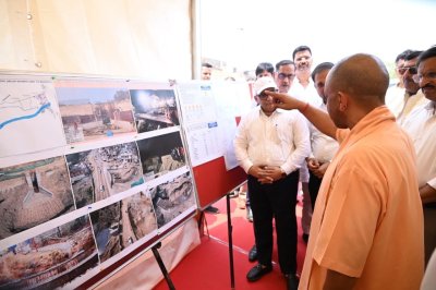 फोरलेन सड़क और उपरिगामी पुल से और सुगम हो जाएगा आवागमन : सीएम योगी