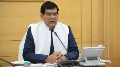 ट्रिपिंग स्वीकार्य नहीं, निर्बाध विद्युत आपूर्ति सुनिश्चित हो: ए.के. शर्मा