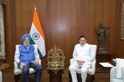 चारधाम यात्रा के लिए एलपीजी आपूर्ति 100 प्रतिशत बनाए रखा जाए: मुख्यमंत्री धामी