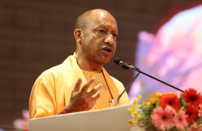 पीएम मोदी नए भारत के निर्माता, ‘विरासत से विकास’ को दी नई रफ्तार: योगी