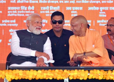 एक्सप्रेसवे से ज्यादा रफ्तार यूपी के विकास की: पीएम मोदी