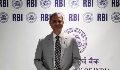 RBI ने FY27 के GDP वृद्धि अनुमान को बढ़ाकर 6.7% किया, घरेलू अर्थव्यवस्था को बताया मजबूत