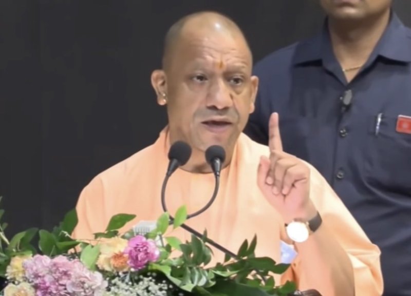 अटल जी ने निष्कलंक और निष्कपट राजनीति को बढ़ाया आगे, उनके लिए राष्ट्रहित हमेशा रहा सर्वोपरि : सीएम योगी
