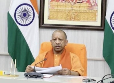 दिव्यांगजनों को डिजिटल सशक्त बना रही योगी सरकार, स्मार्टफोन-टैबलेट से बढ़ी पहुंच