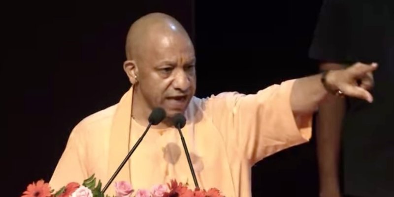 2017 के पहले सपाई हड़प लेते थे गरीबों का राशन कार्ड, अब 15 करोड़ लोगों को निरंतर निःशुल्क मिल रहा राशनः मुख्यमंत्री योगी