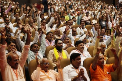 कोटेदारों ने योगी सरकार को दिया धन्यवाद, बोले-पहले लोग संदेह करते थे, अब देते हैं सम्मान