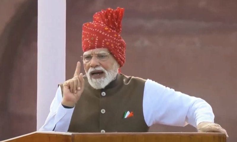 दिमागी नक्सलियों पर मोदी का प्रहार, समाज को चेता रहें बृज लाल
