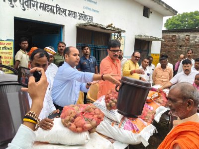 योगी सरकार ने तेज किया बाढ़ प्रभावित जिलों में राहत-बचाव कार्य, एनडीआरएफ की टीमों को किया पूर्ण सक्रिय