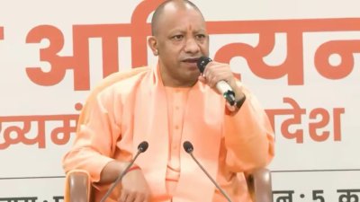 अभिभावकों के खातों में पहुंच रही बच्चों की जरूरत की धनराशि, योगी सरकार ने बढ़ाई पारदर्शी शिक्षा व्यवस्था की रफ्तार