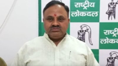 अखिलेश के ‘चवन्नी’ वाले बयान पर बढ़ा विवाद, RLD ने बताया जाट समाज का अपमान