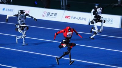 Robots Outrun Human Records in Beijing