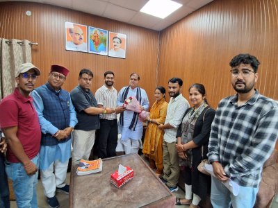 एलटी भर्ती के 564 नए चयनित अभ्यर्थियों ने महेंद्र भट्ट का जताया आभार