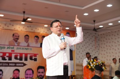 बनबसा में युवाओं से सीएम धामी का संवाद, बोले- निष्ठा और पारदर्शिता से ही तय होगा उज्ज्वल भविष्य