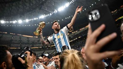 Lionel Messi Announces Retirement from Argentina Duty at 39