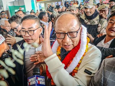 Yumnam Khemchand Singh Takes Oath as Manipur CM, President’s Rule Lifted After a Year; Two Deputies Join Cabinet