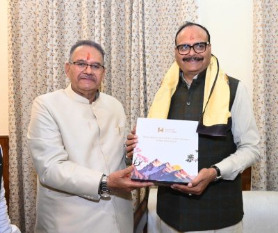 हरिद्वार में यूपी के उप मुख्यमंत्री ब्रजेश पाठक का भव्य स्वागत, गणेश जोशी ने किया अभिनंदन