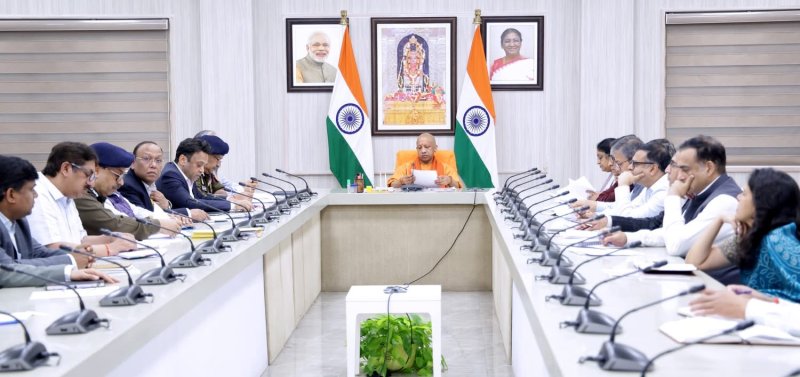 शरारतन माहौल बिगाड़ने वाले उपद्रवियों पर कार्रवाई ऐसी हो, जो नजीर बने: मुख्यमंत्री योगी