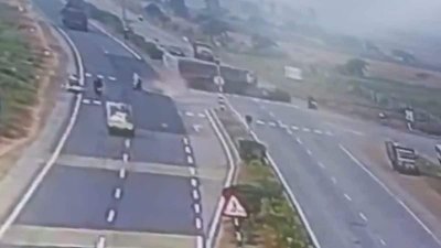 CCTV Captures Fatal Highway Crash in Andhra Pradesh, Sparks Safety Concerns