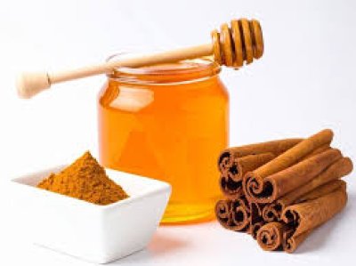 आपके शरीर और स्वास्थ को अनगिनत फायदे देता है दालचीनी और शहद का कॉम्बिनेशन, जानें फायदे