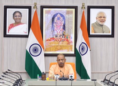 \'माता भूमि: पुत्रोऽहं पृथिव्या:\' के भाव को आत्मसात कर पौधरोपण का नया रिकॉर्ड बनाएगा उत्तर प्रदेश: मुख्यमंत्री योगी