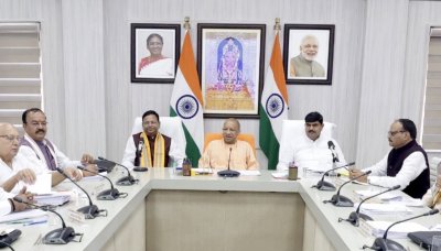सीएम योगी ने निभाया वादा, होमगार्ड जवानों को 5 लाख रुपये तक की कैशलेस चिकित्सा स्वीकृत