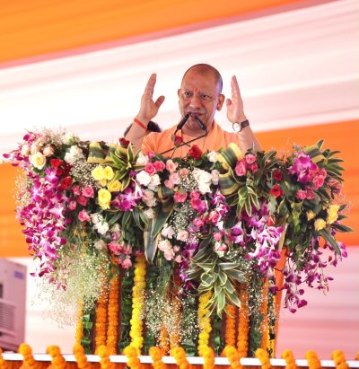 चित्रकूट से लखनऊ और दिल्ली की हवाई सेवा बहुत जल्द: सीएम योगी