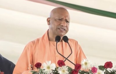 हनुमानगढ़ी की सीढ़ियों पर नमाज पढ़वाने का पाप करने वाले क्या जामा मस्जिद में हनुमान चालीसा करा पाएंगेः मुख्यमंत्री