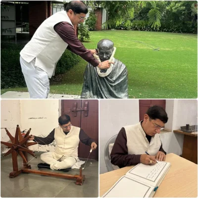 उत्तराखंड : साबरमती आश्रम पहुंचे कैबिनेट मंत्री प्रदीप बत्रा, महात्मा गांधी को श्रद्धांजलि अर्पित की