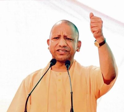 मुख्यमंत्री योगी का जनपदों के दौरा लगातार जारी, तीन जिलों को देंगे लगभग 2500 करोड़ की योजनाओं का उपहार