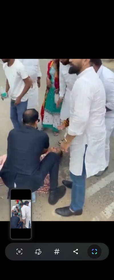 घायल युवती को देख रुका चिराग पासवान का काफिला