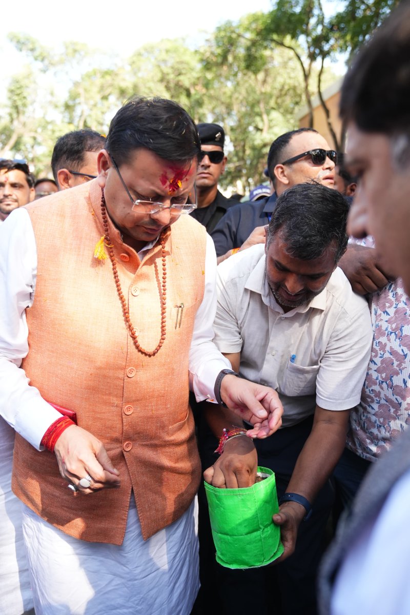 हरिद्वार से शुरू हुआ ‘बीज संजीवनी अभियान’, सीएम धामी ने फलों के बीज रोपकर किया शुभारंभ