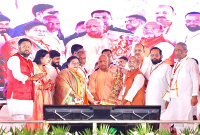 ‘नए भारत’ के ‘नए यूपी’ में नहीं होगा किसी विदेशी आक्रांता का स्मारक व मेलाः मुख्यमंत्री