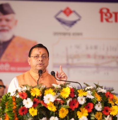 हरिद्वार गंगा कॉरिडोर को मिली रफ्तार: मुख्यमंत्री धामी ने 235 करोड़ की चार परियोजनाओं का किया शिलान्यास